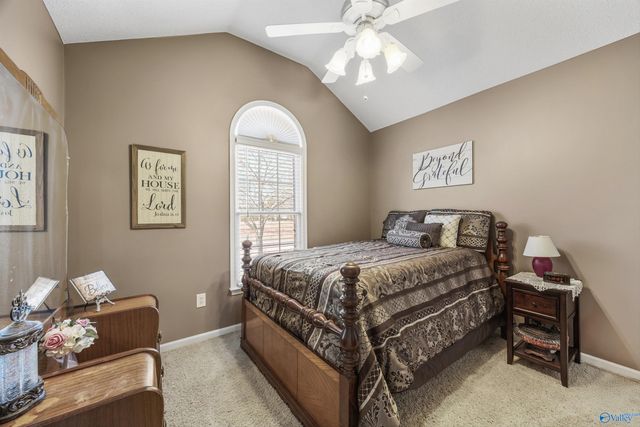 142 Singletree Drive, Hazel Green, AL 35750