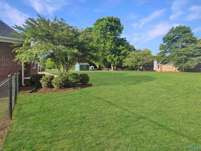 142 Singletree Drive, Hazel Green, AL 35750