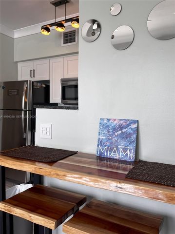 1320 Drexel Ave 301, Miami Beach, FL 33139