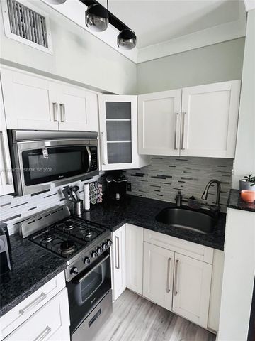 1320 Drexel Ave 301, Miami Beach, FL 33139