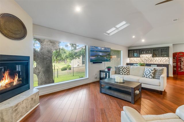 408 Sombrero, Horseshoe Bay, TX 78657