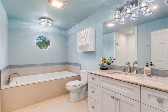 408 Sombrero, Horseshoe Bay, TX 78657