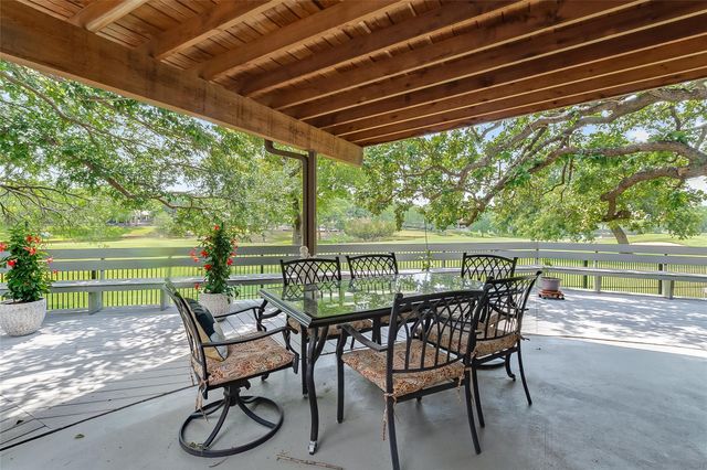 408 Sombrero, Horseshoe Bay, TX 78657