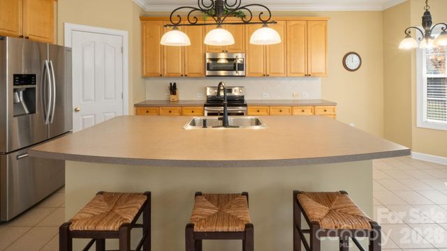 12304 Mcallister Park Drive, Charlotte, NC 28277