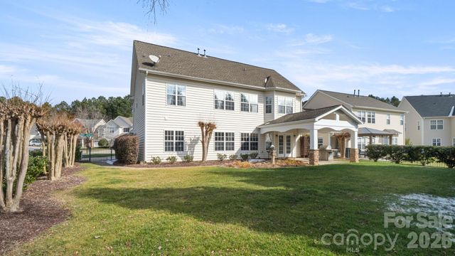 12304 Mcallister Park Drive, Charlotte, NC 28277