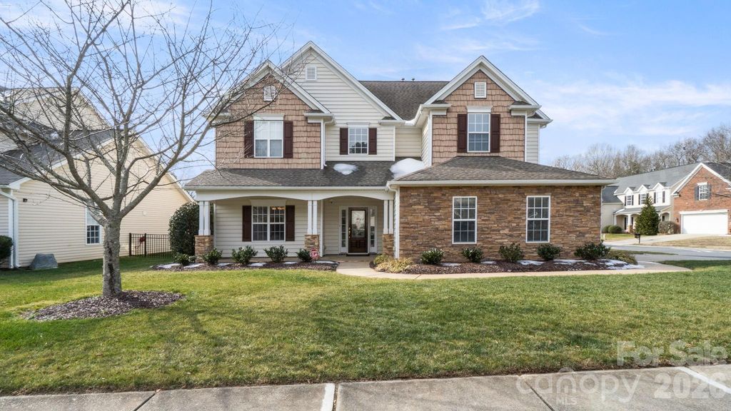 12304 Mcallister Park Drive, Charlotte, NC 28277
