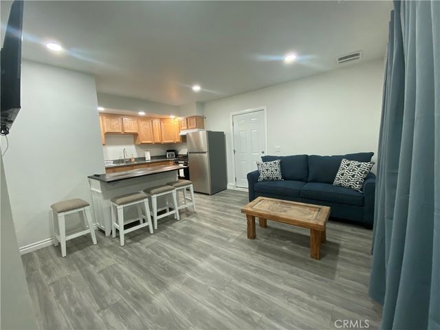 10059 Woodale Avenue, Arleta, CA 91331