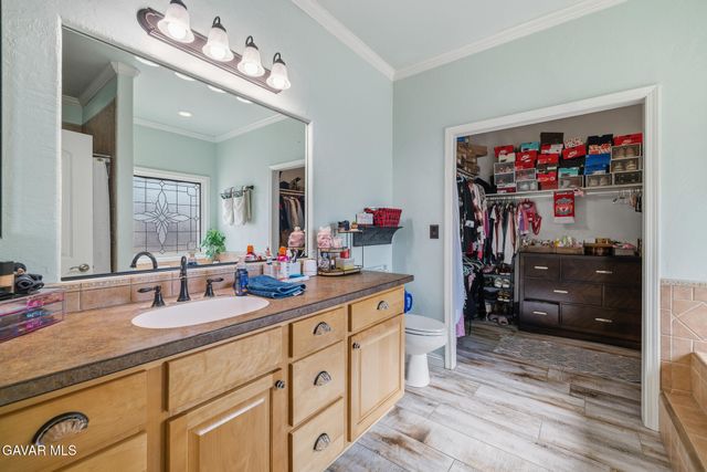 49945 W 80th Street, Lancaster, CA 93536