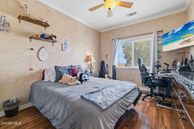 49945 W 80th Street, Lancaster, CA 93536