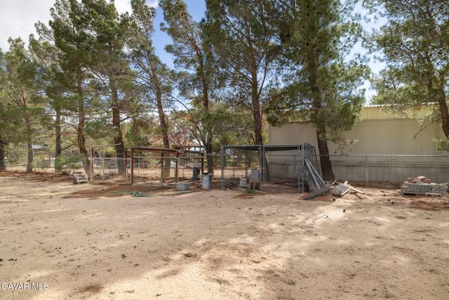 49945 W 80th Street, Lancaster, CA 93536