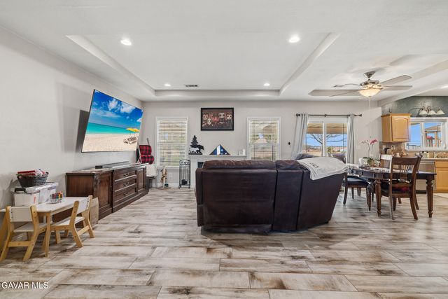 49945 W 80th Street, Lancaster, CA 93536