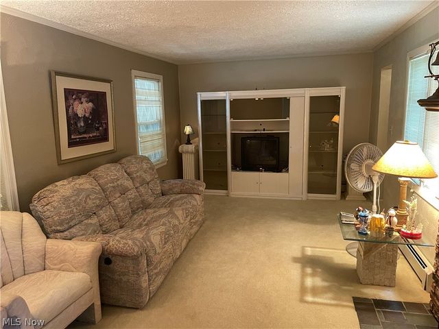 3255 Meadowlark Lane, Canfield, OH 44511