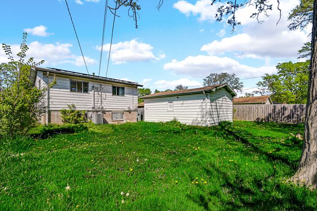 325 Gentry Street, Park Forest, IL 60466
