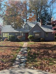64 White Birch Road, Cranston, RI 02920