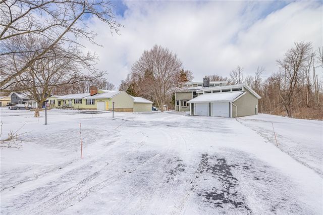 242 Ogden Parma Tl Road, Parma, NY 14559