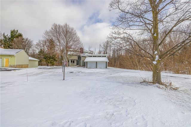 242 Ogden Parma Tl Road, Parma, NY 14559