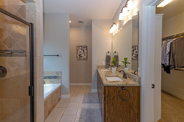 815 Chestnut Grove Drive, Cleburne, TX 76033