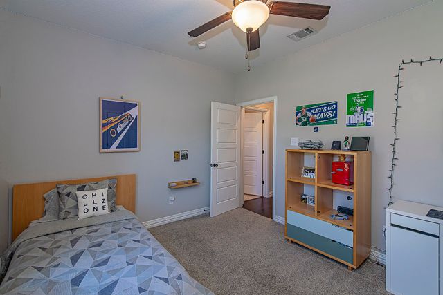 815 Chestnut Grove Drive, Cleburne, TX 76033