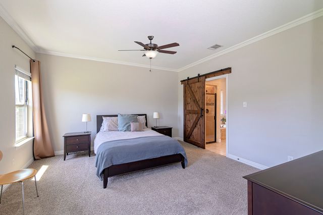 815 Chestnut Grove Drive, Cleburne, TX 76033