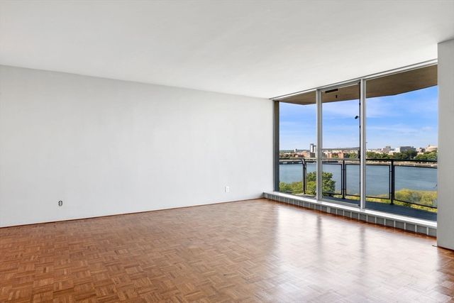 330 Beacon St 111, Boston, MA 02116
