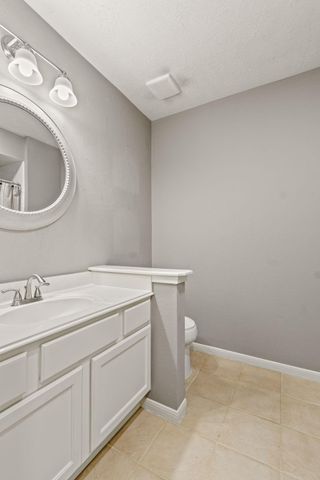 5013 Parkcrest Drive, La Porte, TX 77571