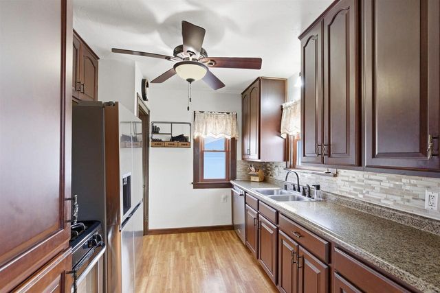 1314 N HARRIMAN STREET, Appleton, WI 54911