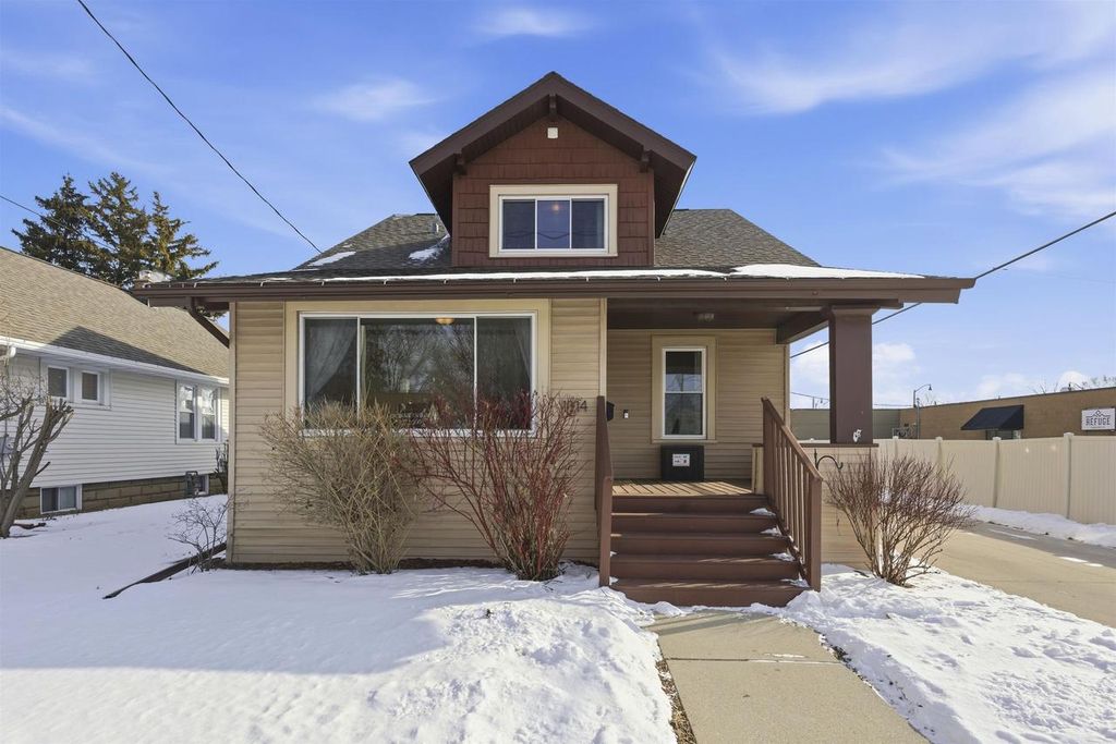 1314 N HARRIMAN STREET, Appleton, WI 54911