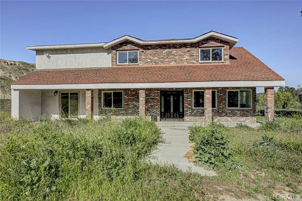 27506 Oak Spring Canyon Road, Canyon Country, CA 91387