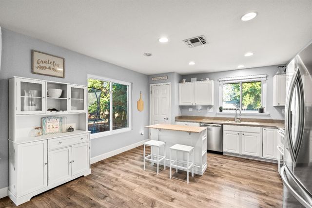 4883 Canfield Cir, Cameron Park, CA 95682