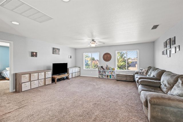 4883 Canfield Cir, Cameron Park, CA 95682