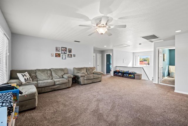 4883 Canfield Cir, Cameron Park, CA 95682