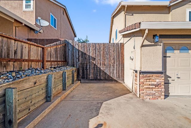 4883 Canfield Cir, Cameron Park, CA 95682