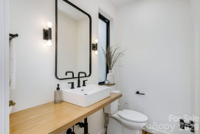 2 Davenport Place, Asheville, NC 28806