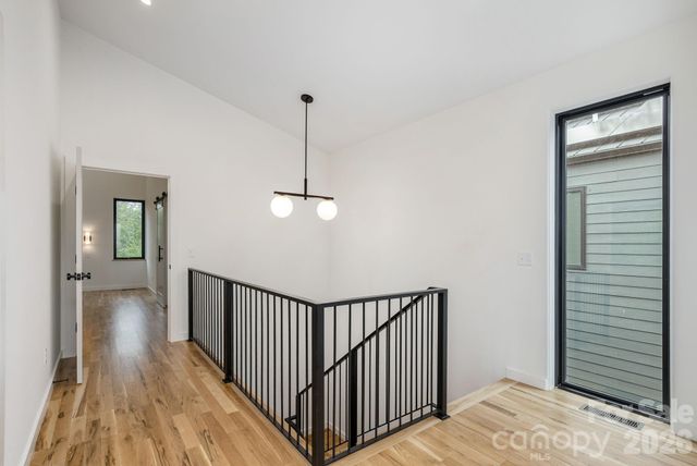 2 Davenport Place, Asheville, NC 28806