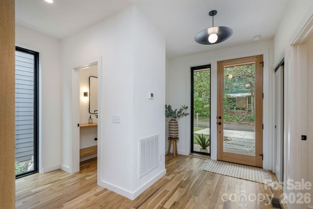 2 Davenport Place, Asheville, NC 28806