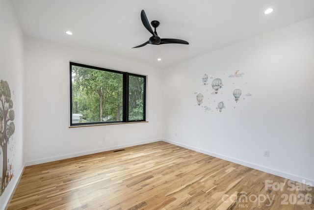 2 Davenport Place, Asheville, NC 28806