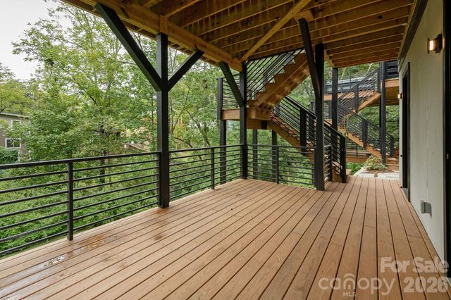 2 Davenport Place, Asheville, NC 28806