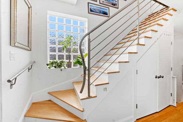 611 N Noble Street 3, Chicago, IL 60642