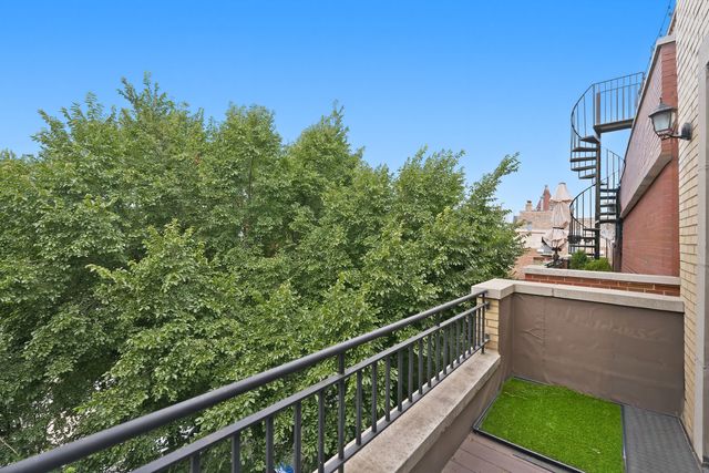 611 N Noble Street 3, Chicago, IL 60642