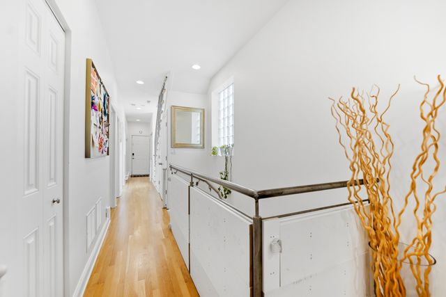 611 N Noble Street 3, Chicago, IL 60642