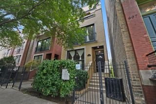 611 N Noble Street 3, Chicago, IL 60642