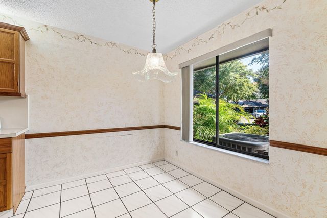10057 Shadywood Place, Boynton Beach, FL 33437