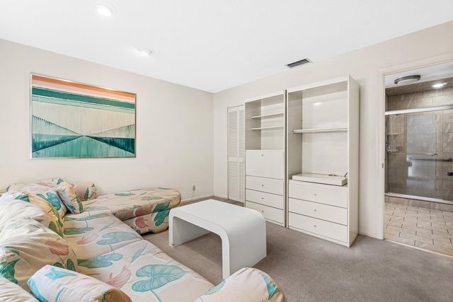 10057 Shadywood Place, Boynton Beach, FL 33437