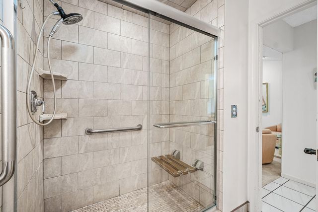 10057 Shadywood Place, Boynton Beach, FL 33437