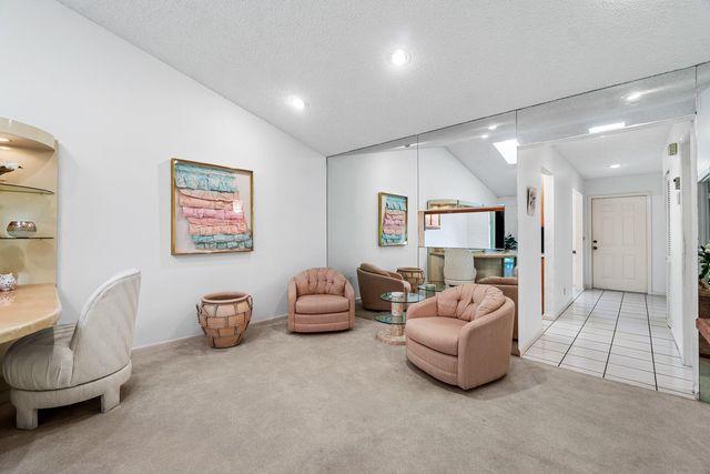 10057 Shadywood Place, Boynton Beach, FL 33437