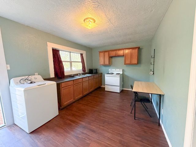 804 Evans St, Marshall, TX 75670