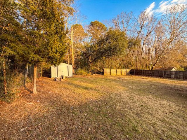 804 Evans St, Marshall, TX 75670