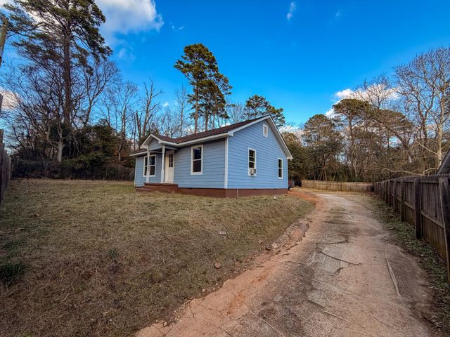 804 Evans St, Marshall, TX 75670