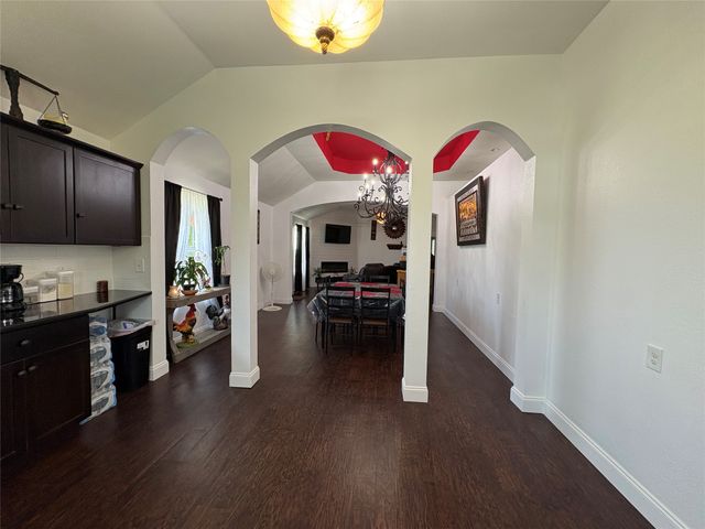 18270 County Road 4160, Frost, TX 76641