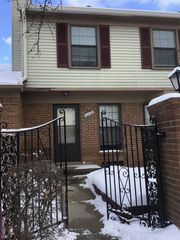 31208 Country Way, Farmington Hills, MI 48331